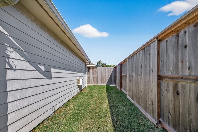 Building Photo - 2007 Baycliff Ct