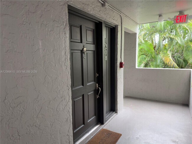 Building Photo - 230 NW 87th Ave