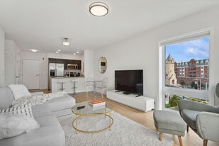 Building Photo - The Modern Port Chester