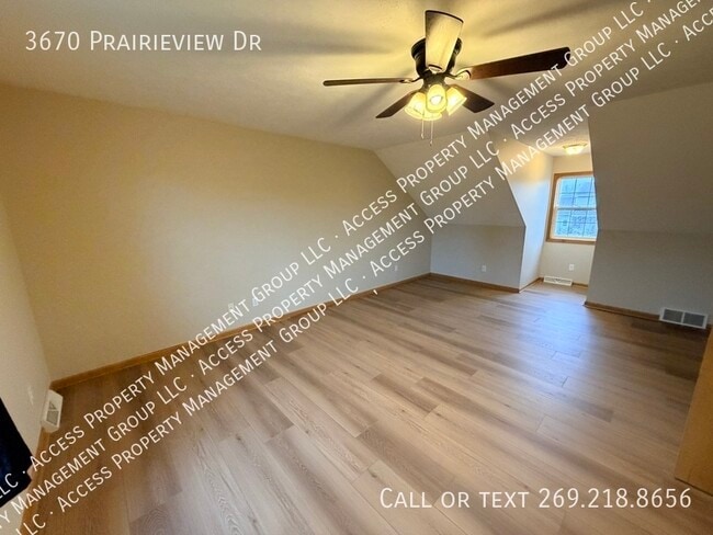 Building Photo - 3670 Prairieview Dr