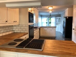 Building Photo - 1307 Aldridge-House-Commerce-"September Mo...