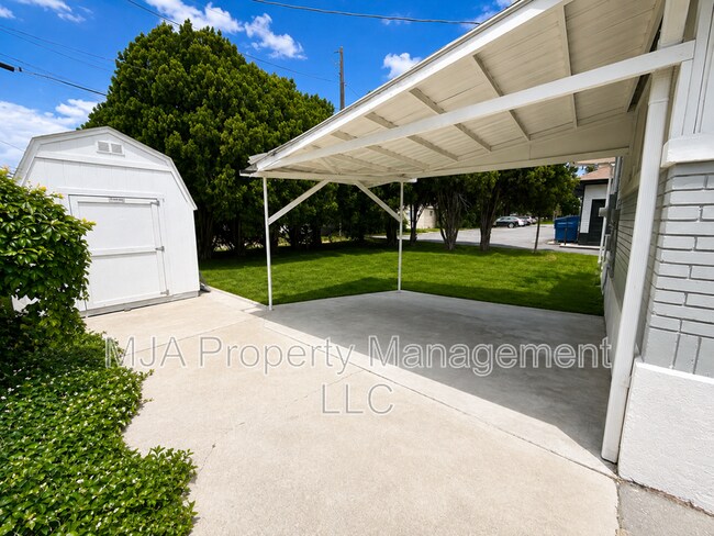 Building Photo - 144 S 500 W