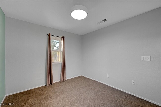 Building Photo - 5470 Logville St