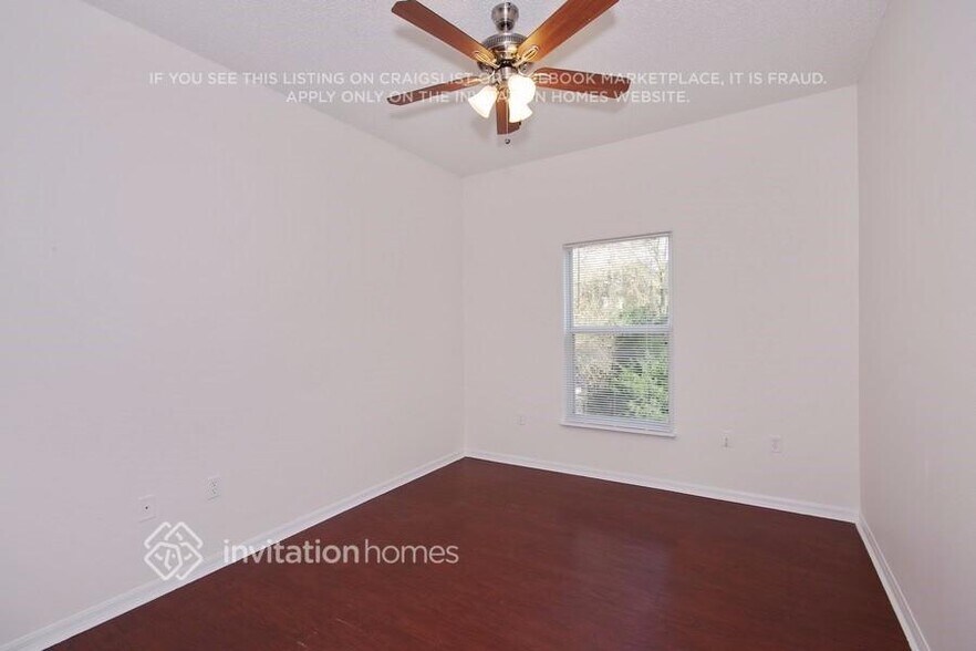 Building Photo - 127 Golfside Cir