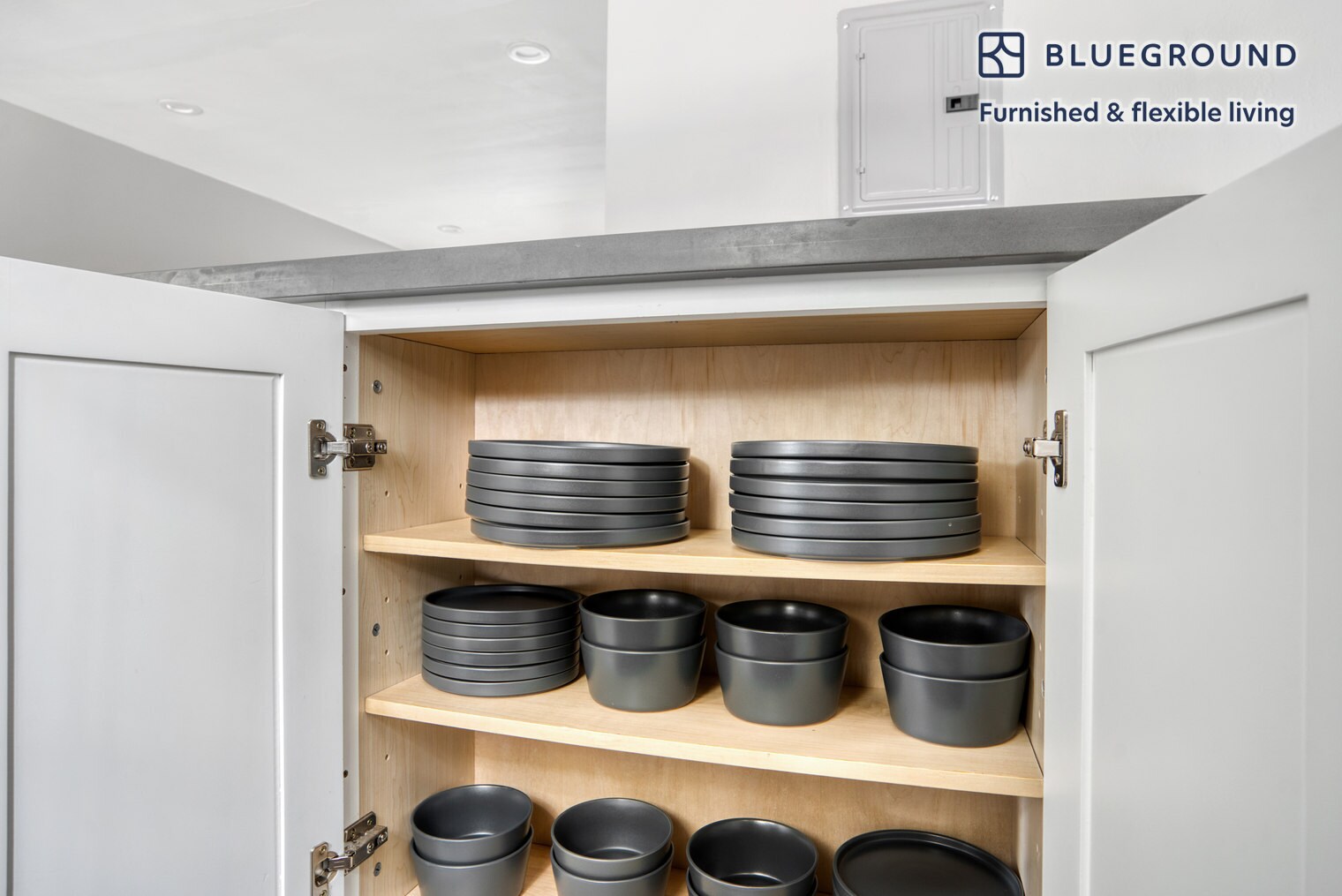 Building Photo - 710 Laurel Ave