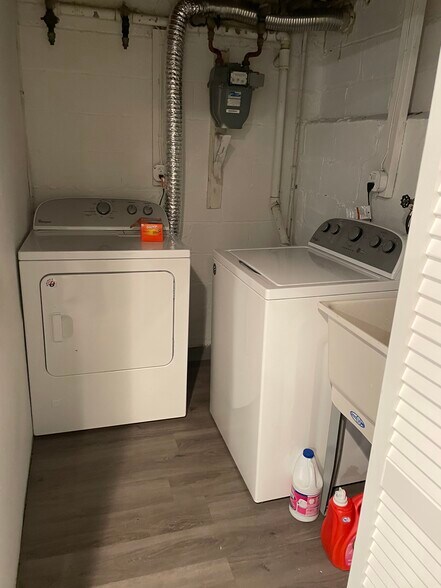 Primary Photo - 4014 Annellen Rd