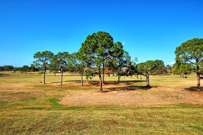 Building Photo - Lovely 2 bedroom 2 bath Condo in Audubon V...