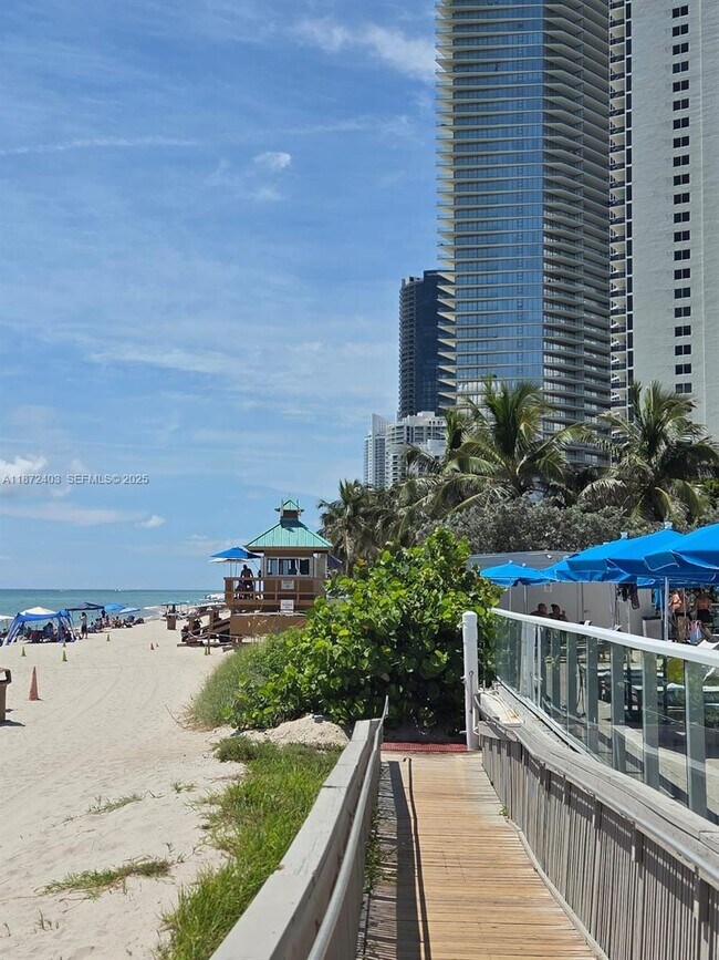 Building Photo - 19201 Collins Ave