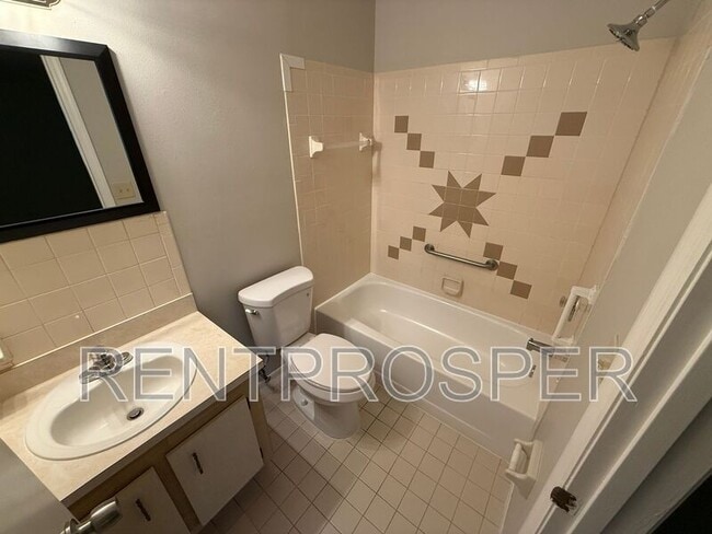 Building Photo - 4713 Meade Ln