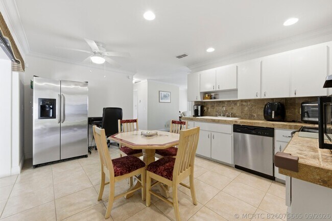 Building Photo - 8685 SW Keathley Ct