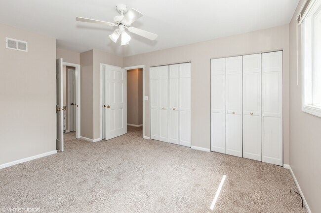 Building Photo - 98 Quail Hollow Ct