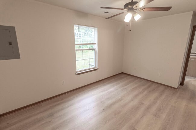 Building Photo - 1627 Bold Ruler Ct