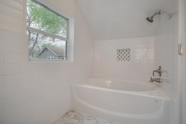 Building Photo - 4500 Avenue H