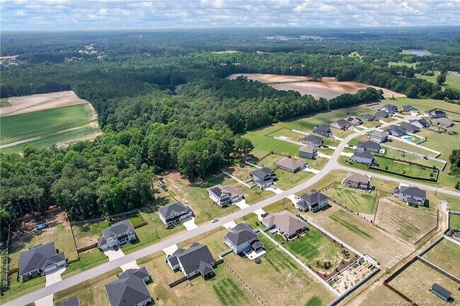 Building Photo - 66 S Hawks Rdg Ln