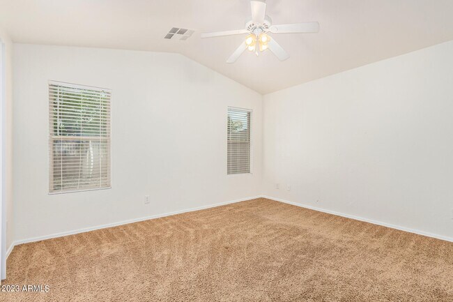 Building Photo - 2521 W Desert Spring Way