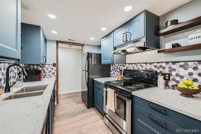 Building Photo - 2525 S Dayton Way