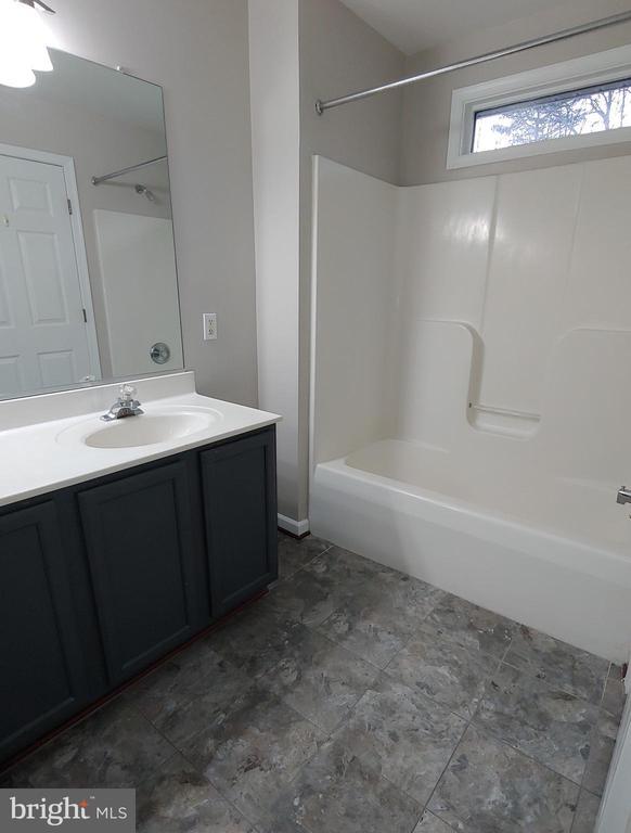 Building Photo - 2660 Cedar Elm Dr