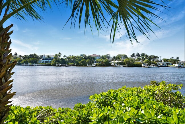 Building Photo - 3581 S Ocean Blvd