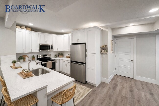 Building Photo - 1106 E S Temple St