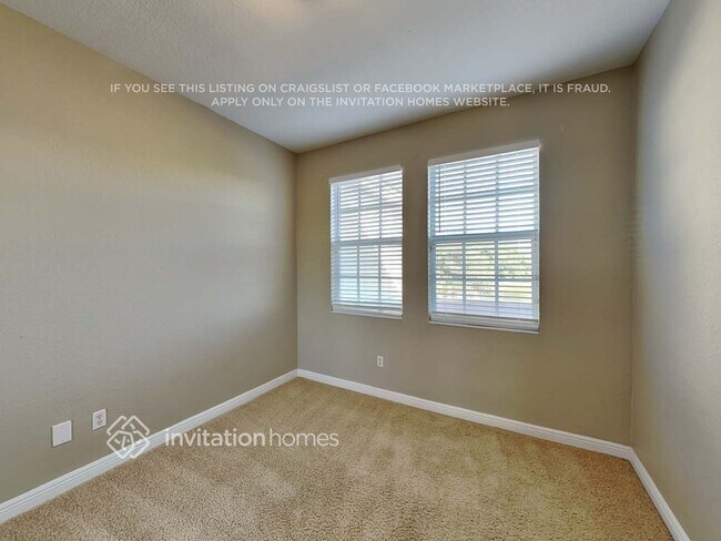 Building Photo - 716 NW 83rd Pl