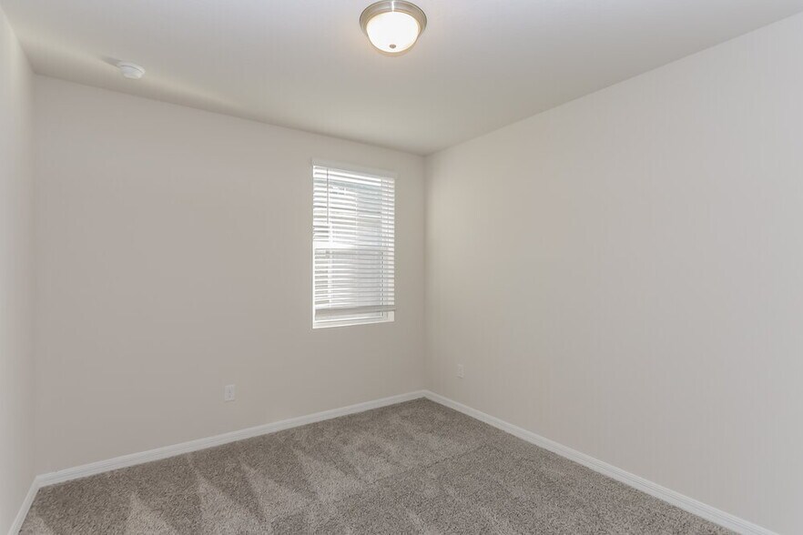 Building Photo - 10209 Daybreak Glen