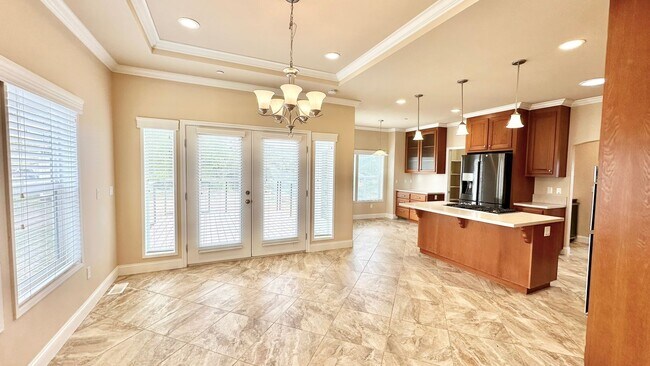 Building Photo - Stunning Single-Story with Spacious Deck, Panoramic Views, on Gated/Fenced Property!