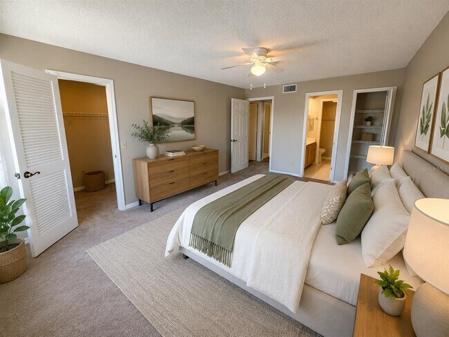 Building Photo - 4807 Normandy Pl