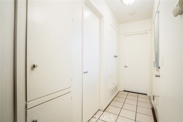 Building Photo - 8162 Eastport Dr