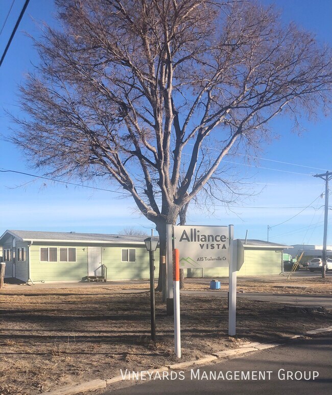 Building Photo - Home available! Apply today!