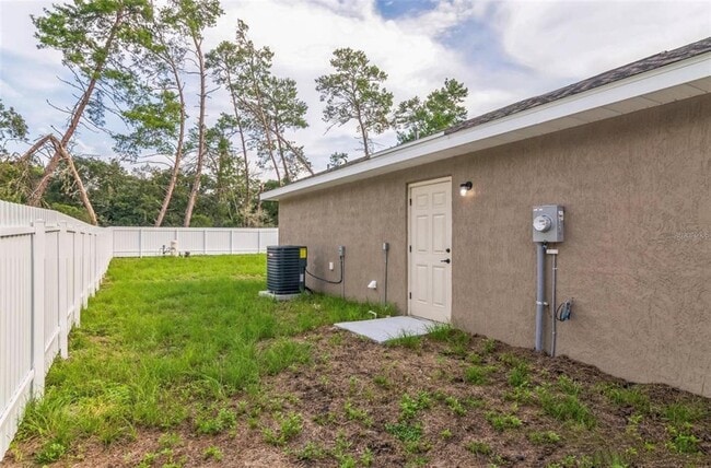 Building Photo - 3468 SW 165th Loop