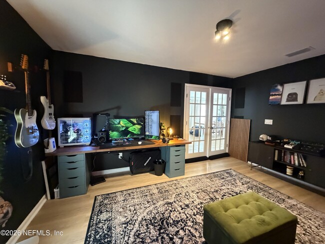 Building Photo - 4014 Cedar Bluff Ln