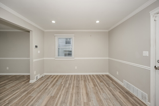 Building Photo - 3709 Monticello Blvd