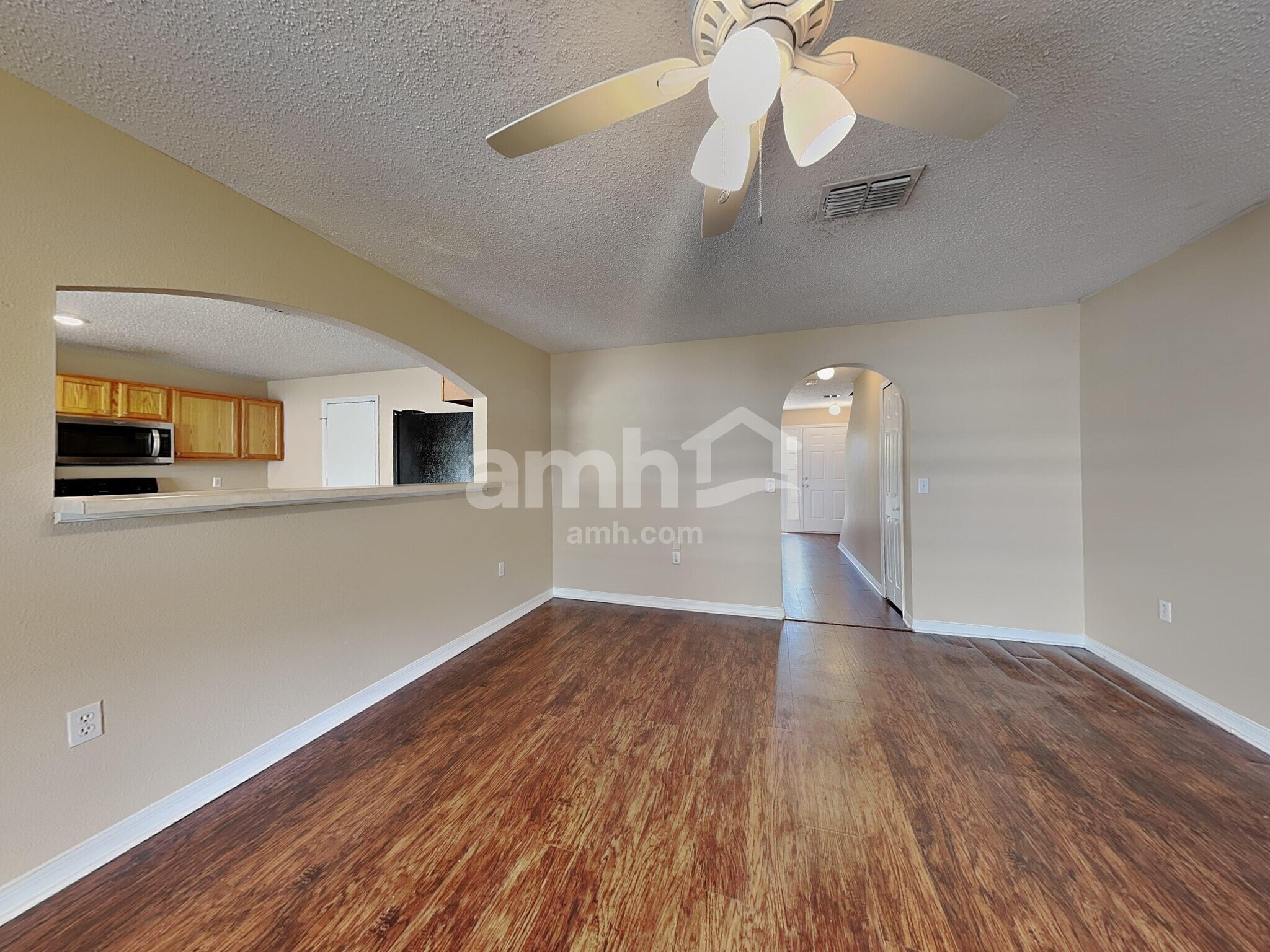 Building Photo - 934 Brenton Leaf Dr