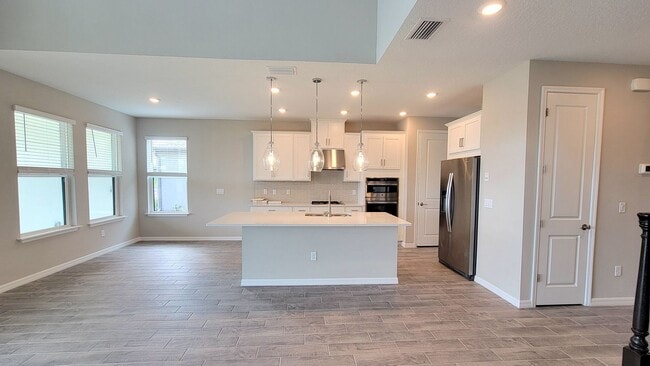 Building Photo - Stunning 5 bedroom, 3.5 bath Home in Skye Ranch ~ Built in 2024