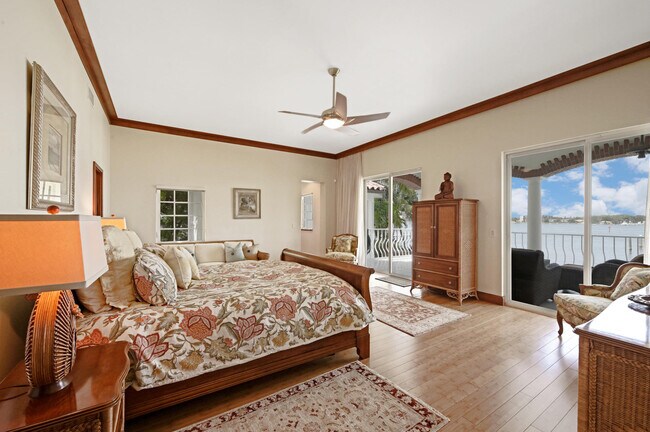 Building Photo - 825 Marbella Ln