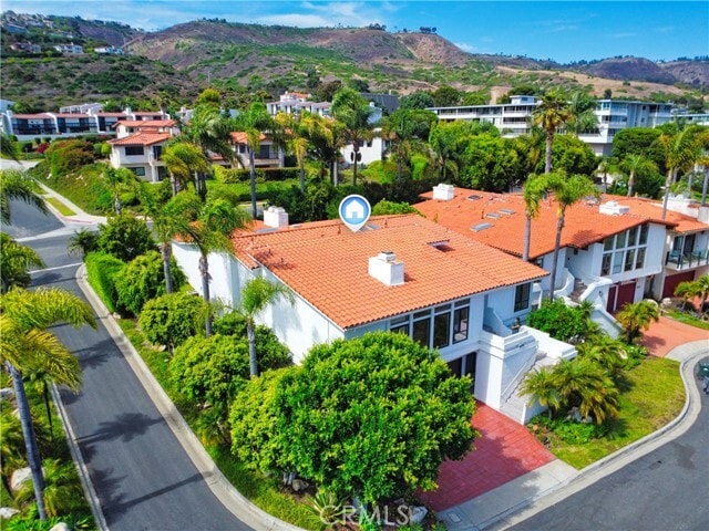 Building Photo - 6405 Vista Pacifica