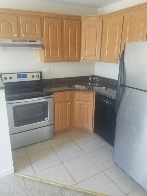 Building Photo - 4772 Walden Cir Unit 216