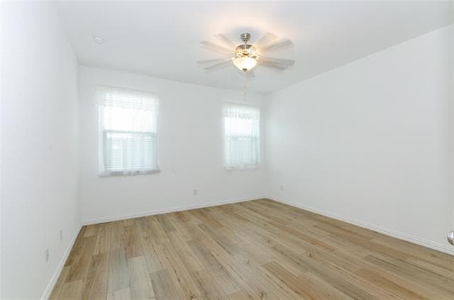 Building Photo - 1222 Sequoia Ln