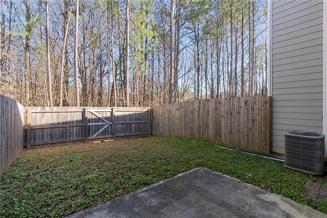 Building Photo - 2505 Piering Dr