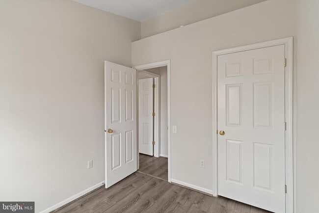 Building Photo - 7115 Strawn Ct