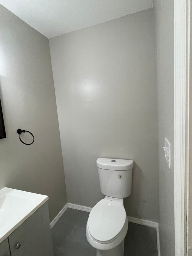 Building Photo - s 15th street