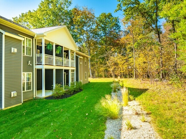 Building Photo - 70 Arcadia Ct