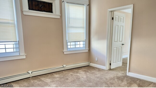 Building Photo - 245 22nd St