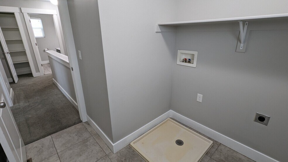 Building Photo - 45 Delgada Ln