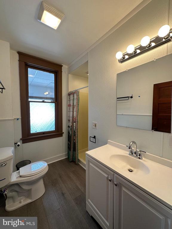 Building Photo - 239 N Stratton St