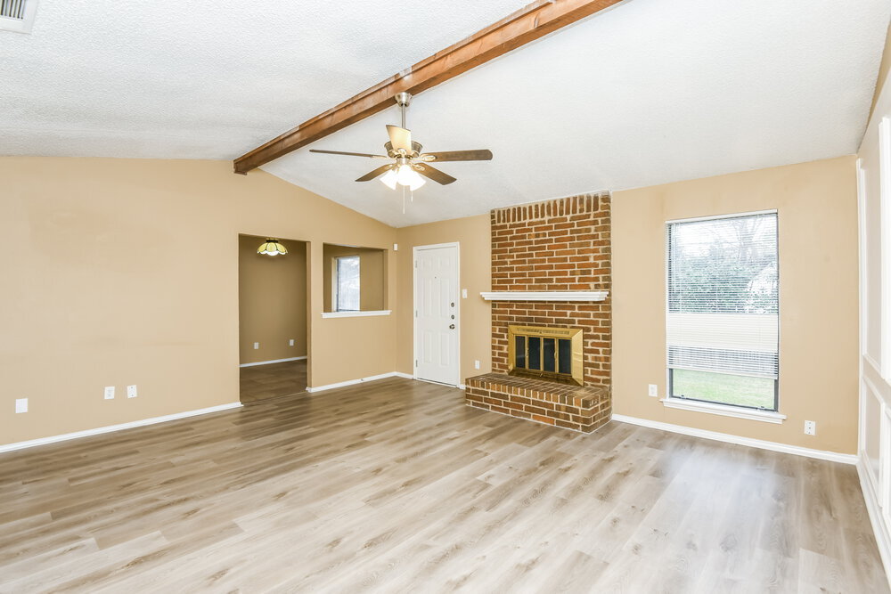 Building Photo - 2854 Southpark Ln