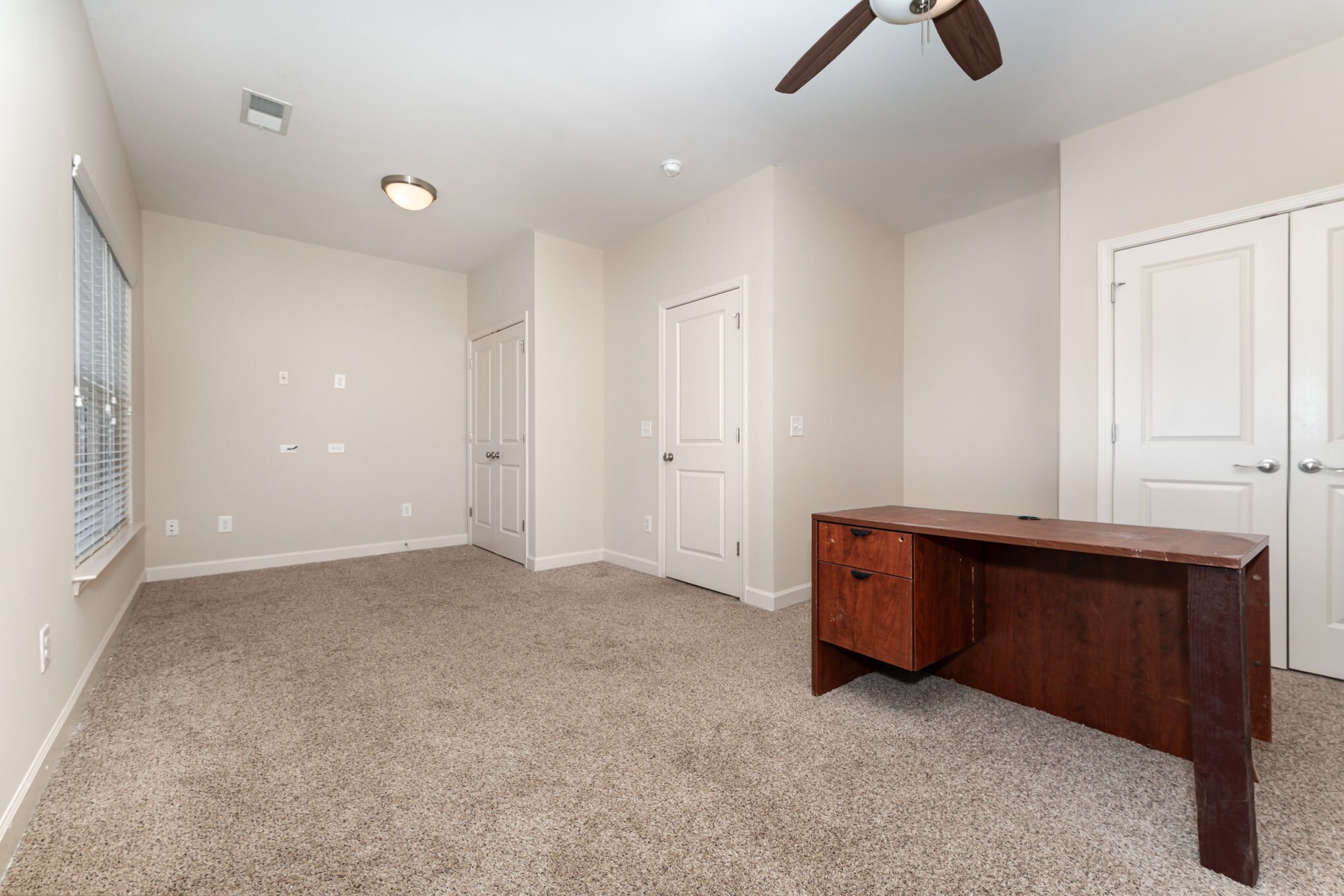 Building Photo - 1915 Fleming Rd