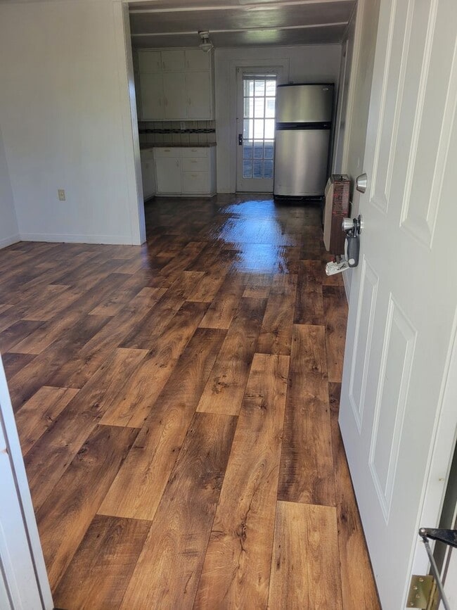 Building Photo - 6555 AR-252