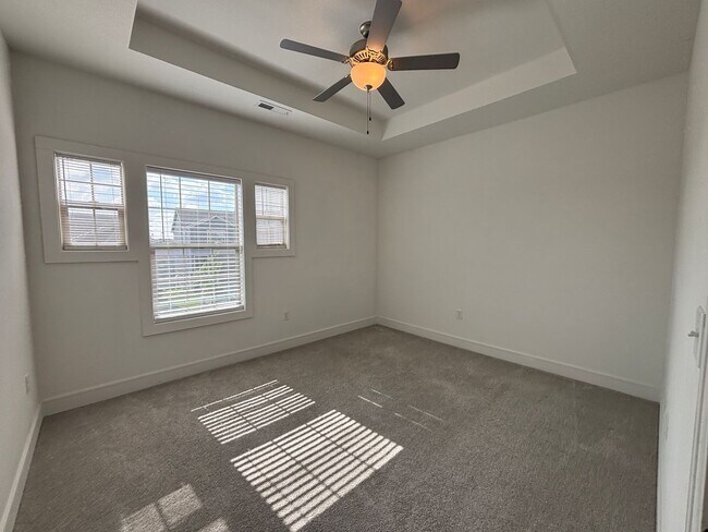 Building Photo - 3 BR/2.5BA | Newly Renovated Single Family Home | 2-Car Covered Parking | In Park Hill Schools