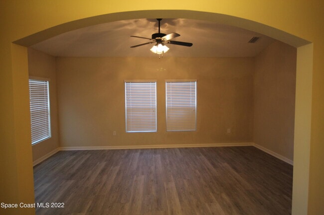 Building Photo - 2448 Snapdragon Dr NW